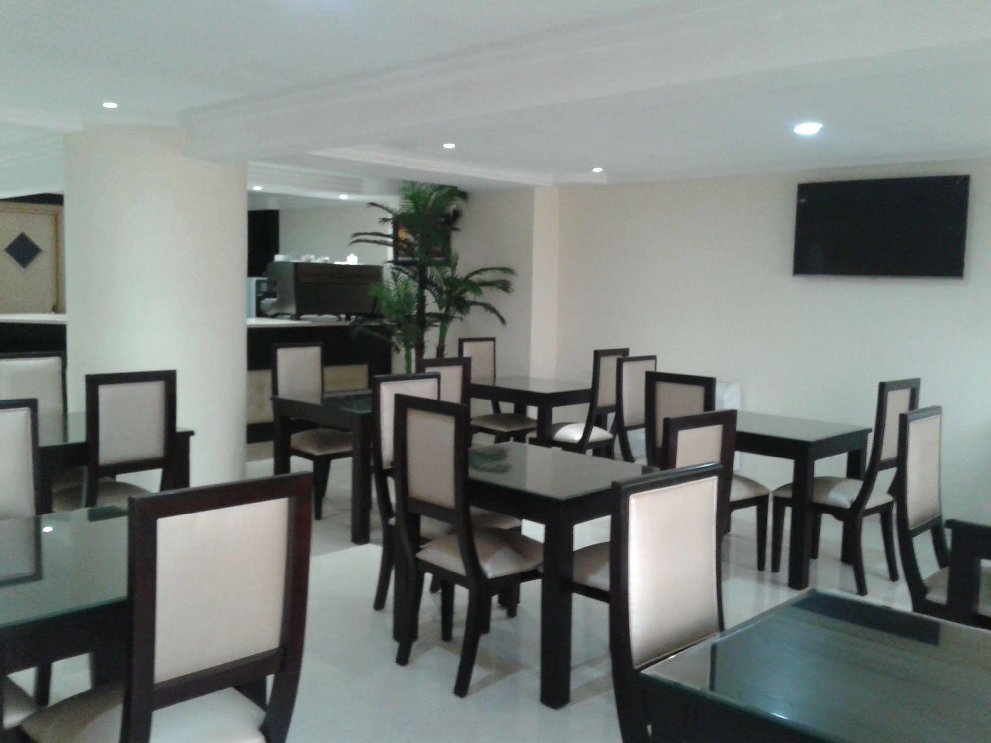 Hotel Al Akhawayn Oujda Exterior foto